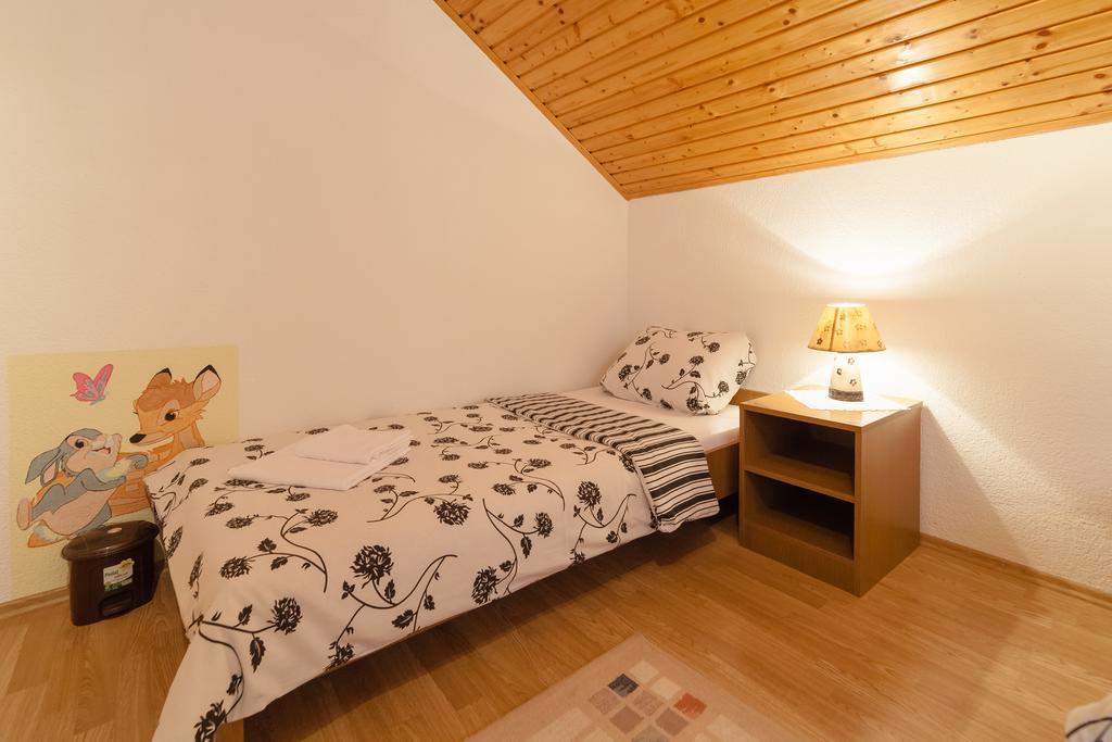 Apartment Luketic Slunj Exterior photo